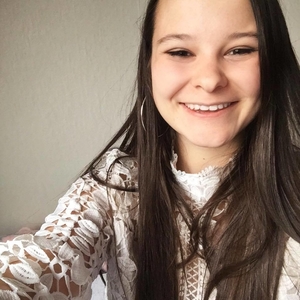 Clara - Prof de maths - Verviers