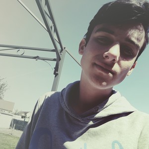 Corentin - Prof de maths - Toulon-sur-Allier