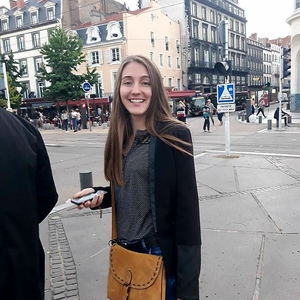 Emma - Prof de maths - Marignane