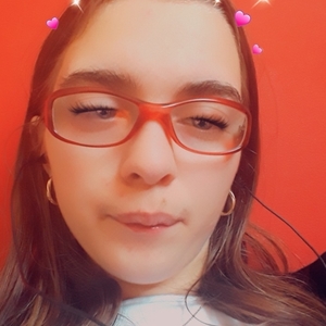 Lucie - Prof de maths - Ambrières-les-Vallées