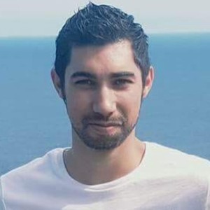 Julien - Prof de maths - Saint-Denis