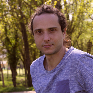 Fabrice - Prof de piano - Louvaines