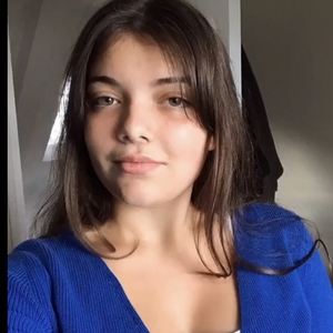 Satine - Prof d'aide aux devoirs - Langueux