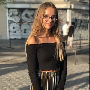 Loona - Prof d'aide aux devoirs - Reignier-Ésery