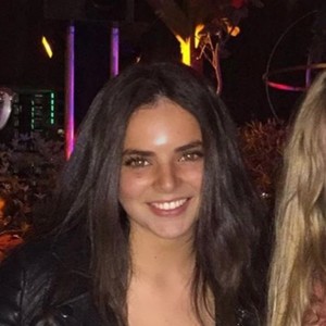 Sarah lou - Prof d'histoire - Colombes