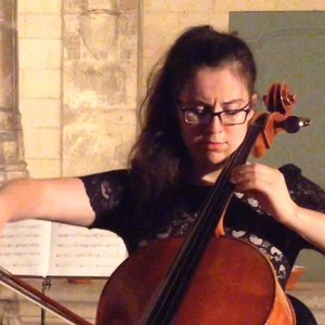 Lucia - Prof de solfège - Paris