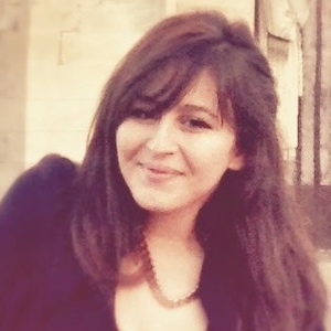 Assia - Prof d'économie - Paris