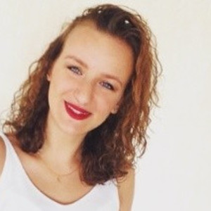 Charlotte - Prof de maths - Neuville-sous-Montreuil