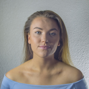 Esmee - Prof d'anglais - Gallargues-le-Montueux
