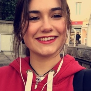 Maude - Prof de maths - Mougins