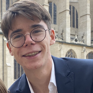 Adrien - Prof de maths - Lyon