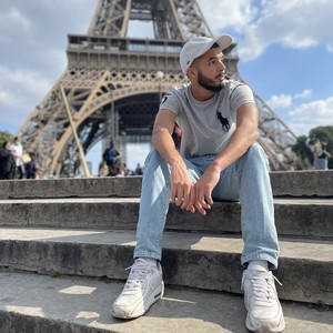 Ayoub - Prof de français - Bruxelles