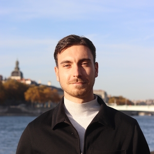 Mathis - Prof de droit - Lyon