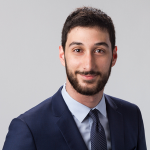 Alexandre - Prof de droit - Paris