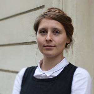 Lucile - Prof de droit civil - Paris