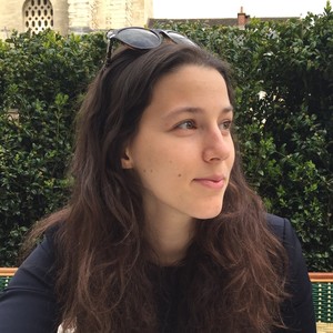 Elise - Prof de droit civil - Paris