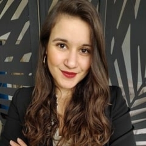 Laetitia - Prof de droit civil - Forges-les-Bains