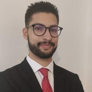 Slim - Prof de droit constitutionnel - Paris 14e