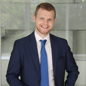 Brendan - Prof de droit européen - Neuilly-sur-Seine
