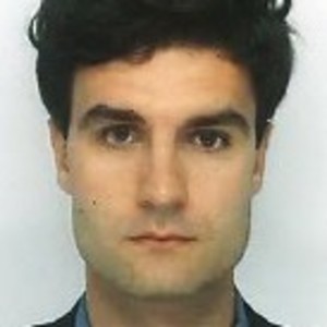 Paul - Prof de droit constitutionnel - Paris
