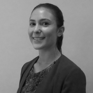 Emilie - Prof de droit civil - Paris