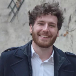 Raphaël - Prof de droit pénal - Paris