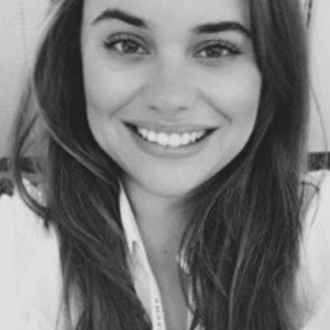 Pauline - Prof de droit civil - Paris