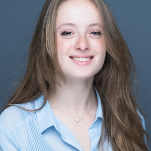 Chloé - Prof de droit civil - Paris