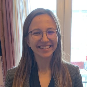 Sophie - Prof de droit - Boulogne-Billancourt