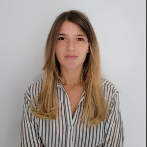 Alexia - Prof de droit pénal - Paris