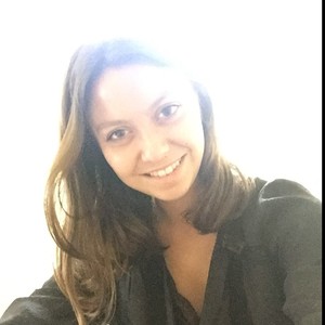 Chloe - Prof de droit - Toulouse