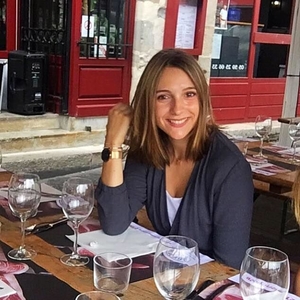 Pauline - Prof de droit - Paris