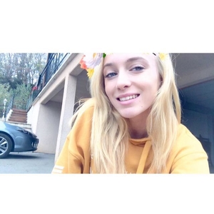 Alizée - Prof de maths - Bourg-Argental