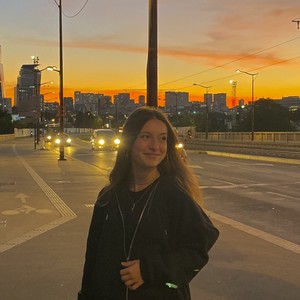 Flore - Prof de maths - Paris