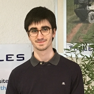Julien - Prof de maths - Douai