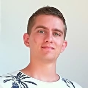 Loïc - Prof d'initiation informatique - Brest