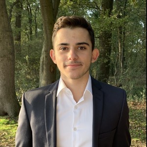 Romain - Prof de maths - Saint-Gervais-la-Forêt