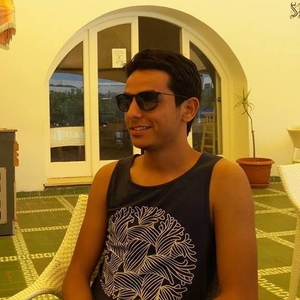 Akram - Prof de maths - Cergy