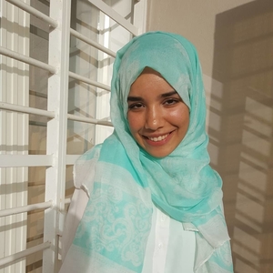 Amina - Prof d'anglais - Blois