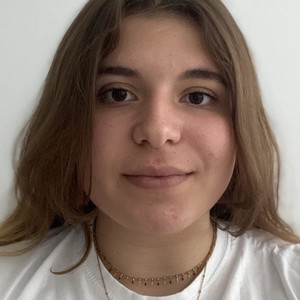 Oumayma - Prof de maths - Paris 6e