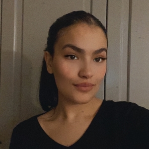 Khadija - Prof de maths - Paris