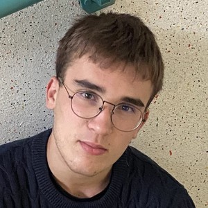 Yanis - Prof de maths - Lyon