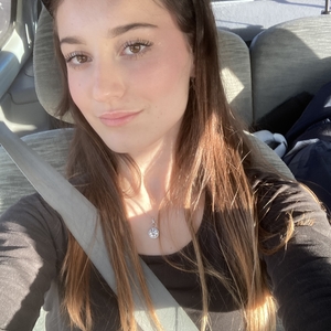 Emilie - Prof d'anglais - Saint-Pierre-de-Lages