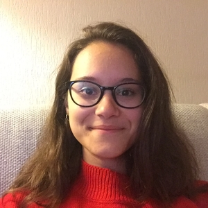 Clara - Prof de maths - Vénissieux