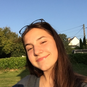 Agathe - Prof de maths - Le Faou