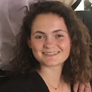 Victoria - Prof d'aide aux devoirs - Chatou