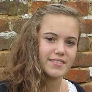 Domitille - Prof de maths - Oissy