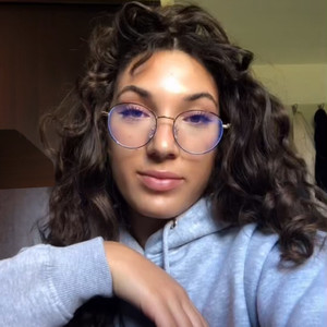 Noelia - Prof de maths - Ligné