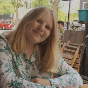 Emilie - Prof de maths - Aigremont