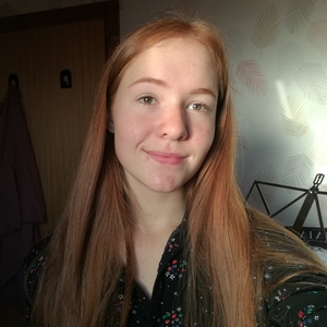 Lola - Prof de maths - Camblain-Châtelain